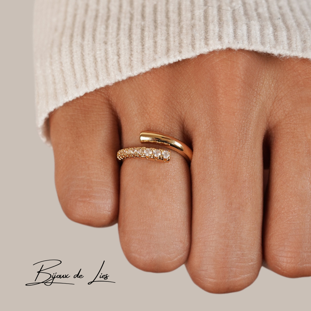 Arya Bague enveloppante en or et cristal